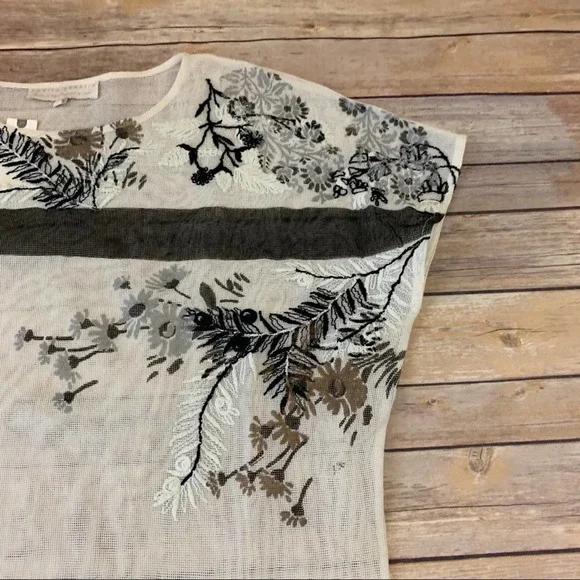 Kavita Bhartia cream embroidered sheer tunic top - Picture 3 of 11